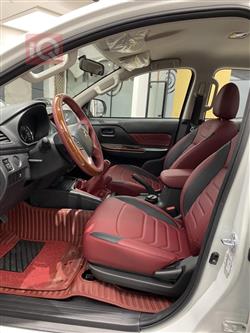 میتسوبیشی L200